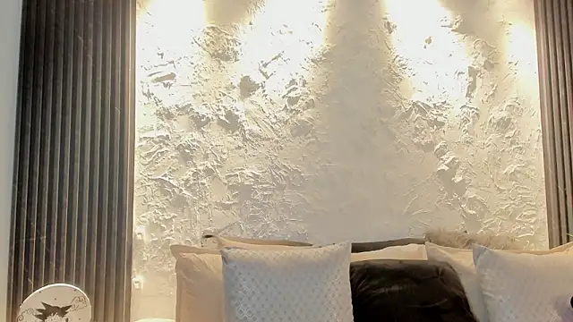 joselin rouse online show from April 27, 12:36 pm
