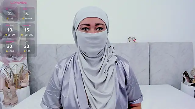 Snapshot of Jadiya_ chatting on September 23, 11:57 am Jadiya  online show from September 23, 11:57 am