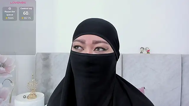 Snapshot of Jadiya_ chatting on October 14, 12:17 pm Jadiya  online show from October 14, 12:17 pm