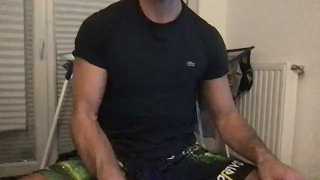 flambeur93 online show from October 12, 2:49 pm