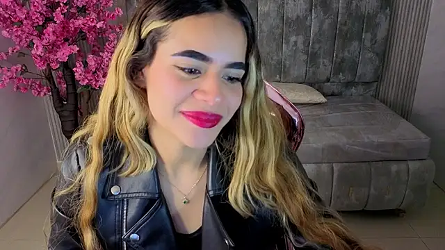 lilith4 s online show from October 25, 8:55 am