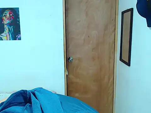 Snapshot of your_boy_hot chatting on November 5, 12:54 am your boy hot online show from November 5, 12:54 am