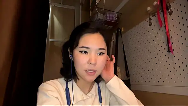 JennyCarpenter online show from May 9, 10:09 am