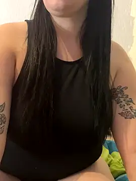 Snapshot of Mags1061 chatting on September 20, 9:05 pm Mags1061 online show from September 20, 9:05 pm