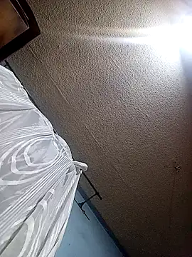 Snapshot of Jarektchurzewski chatting on February 15, 1:46 am Jarektchurzewski online show from February 15, 1:46 am