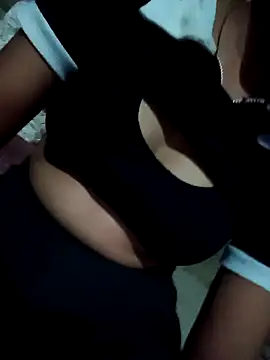 Aaisha-16 online show from May 12, 5:10 pm