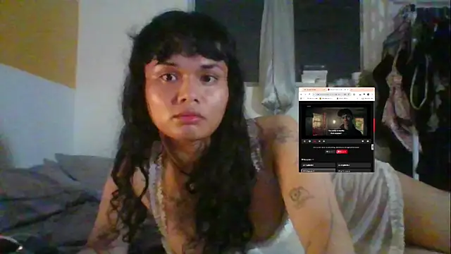 Snapshot of estradiolist chatting on March 27, 5:45 pm estradiolist online show from March 27, 5:45 pm