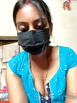 Snapshot of Nikigolden786 chatting on September 15, 2:39 pm Nikigolden786 online show from September 15, 2:39 pm