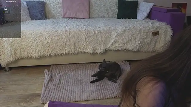 Gentle Ariel online show from May 10, 2:17 am