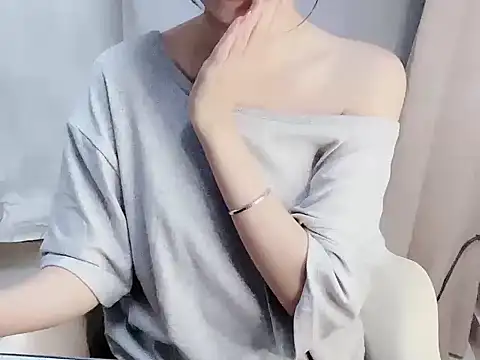 Snapshot of Seradang chatting on April 17, 3:04 pm Seradang online show from April 17, 3:04 pm