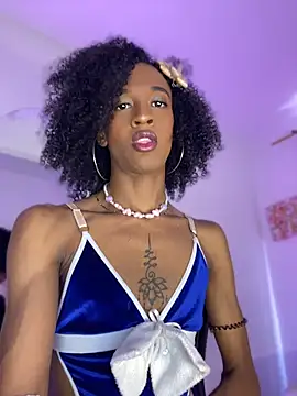 Mia royal online show from May 10, 2:33 pm