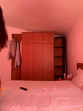 ZayaRose online show from September 18, 8:38 am