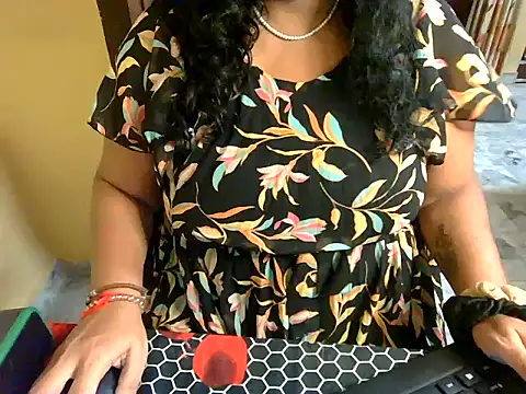 veena kaur online show from September 17, 2:08 pm