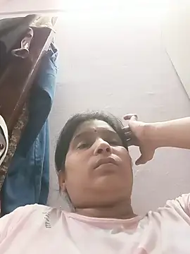aliya-jaan71 online show from May 17, 6:33 am