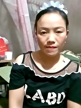 Snapshot of _losrt_cherry_ chatting on September 28, 8:20 am  losrt cherry  online show from September 28, 8:20 am