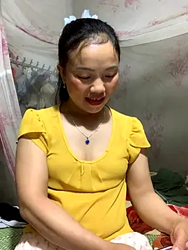 Snapshot of _losrt_cherry_ chatting on October 3, 1:08 pm  losrt cherry  online show from October 3, 1:08 pm