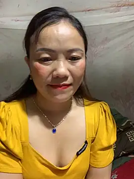 Snapshot of _losrt_cherry_ chatting on October 13, 7:52 am  losrt cherry  online show from October 13, 7:52 am