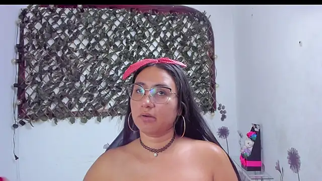 Luna021 1 online show from November 29, 8:12 pm