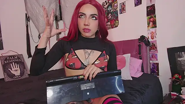 agathaaiko6 online show from December 4, 2:10 am