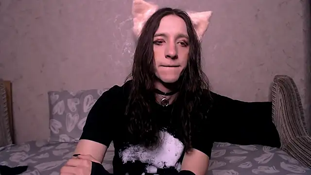 SilverMuse  online show from October 11, 1:49 am