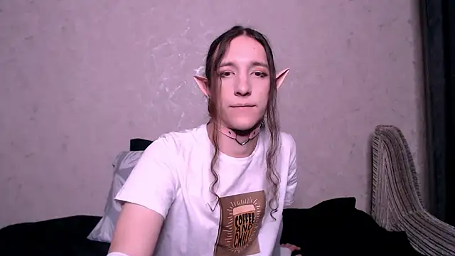 SilverMuse  online show from October 23, 2:55 am