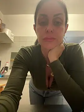 ainaht online show from May 5, 7:49 am
