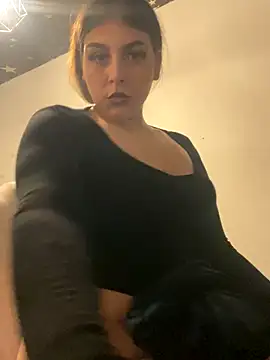Snapshot of lolaadora chatting on October 12, 11:04 pm lolaadora online show from October 12, 11:04 pm