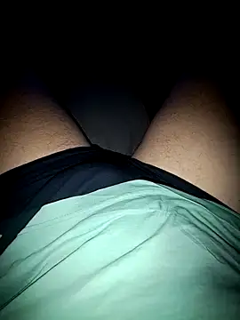 Snapshot of Pyromanancer chatting on January 6, 9:29 pm Pyromanancer online show from January 6, 9:29 pm