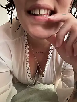 anonyme hot47 online show from May 19, 11:05 am