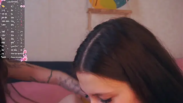 GabrielleLynchard online show from November 8, 7:45 pm