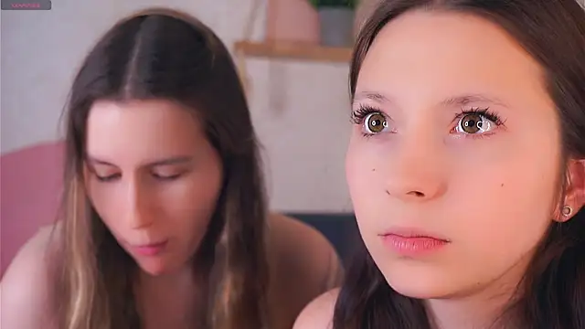 GabrielleLynchard online show from December 1, 7:41 pm