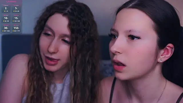 GabrielleLynchard online show from April 7, 11:04 pm