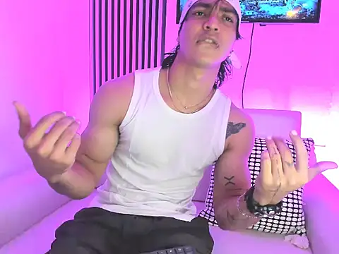 toji luxxer online show from September 21, 10:22 pm