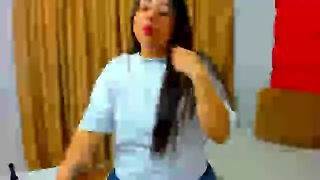 Snapshot of OrianaGarciax21 chatting on September 16, 2:56 am OrianaGarciax21 online show from September 16, 2:56 am