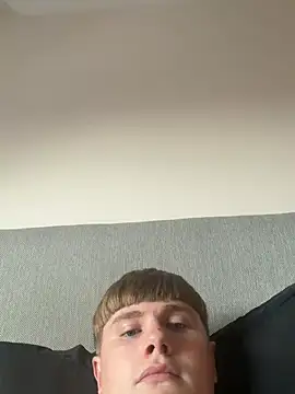 Sammyboy2211 online show from June 23, 5:11 pm