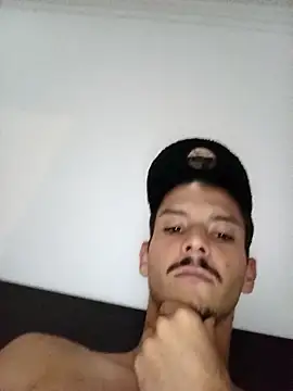 Snapshot of Pedroomp chatting on October 28, 12:36 am Pedroomp online show from October 28, 12:36 am