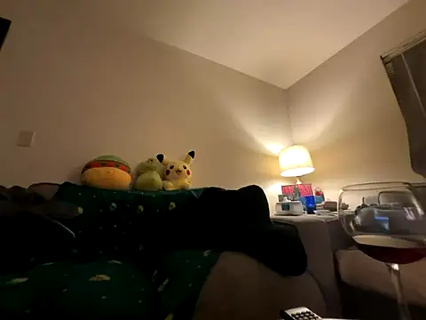 Snapshot of GoddessFatPuss chatting on November 26, 8:26 am GoddessFatPuss online show from November 26, 8:26 am