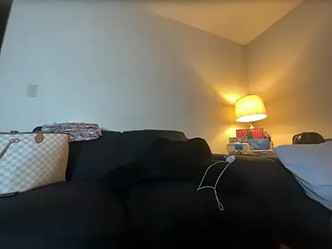 Snapshot of GoddessFatPuss chatting on July 19, 1:48 pm GoddessFatPuss online show from July 19, 1:48 pm