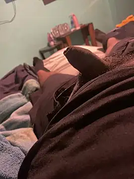 Snapshot of Victorbhkz chatting on April 3, 1:36 am Victorbhkz online show from April 3, 1:36 am