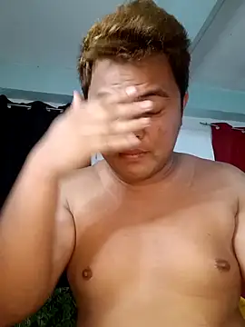 Snapshot of Gayasianzowe chatting on September 18, 6:54 pm Gayasianzowe online show from September 18, 6:54 pm