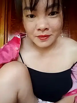 Snapshot of emilyzz chatting on September 27, 12:48 am emilyzz online show from September 27, 12:48 am