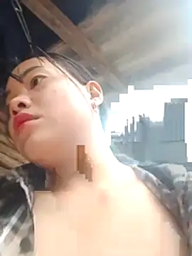 Snapshot of emilyzz chatting on October 25, 1:13 am emilyzz online show from October 25, 1:13 am