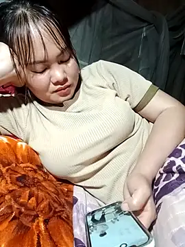 emilyzz online show from May 10, 3:06 pm