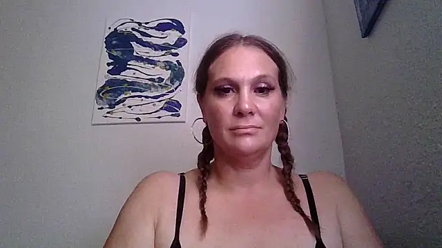 Snapshot of Ariasweetaspie chatting on September 19, 8:09 pm Ariasweetaspie online show from September 19, 8:09 pm