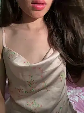 Bella sexy98 online show from May 18, 3:07 pm