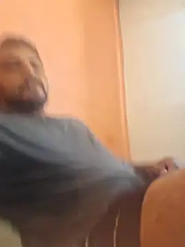 Snapshot of CaVaBxD chatting on October 1, 1:39 pm CaVaBxD online show from October 1, 1:39 pm