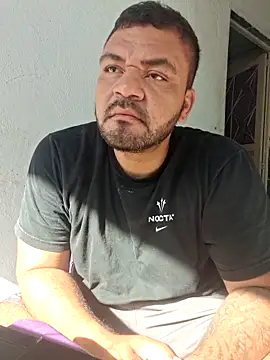 Snapshot of CaVaBxD chatting on February 14, 11:18 am CaVaBxD online show from February 14, 11:18 am