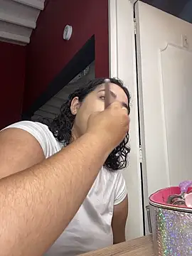 Snapshot of krisstenSantos chatting on October 10, 11:53 am krisstenSantos online show from October 10, 11:53 am