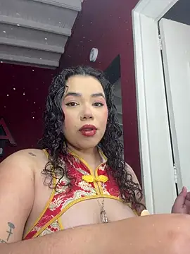 krisstenSantos online show from January 8, 2:30 pm