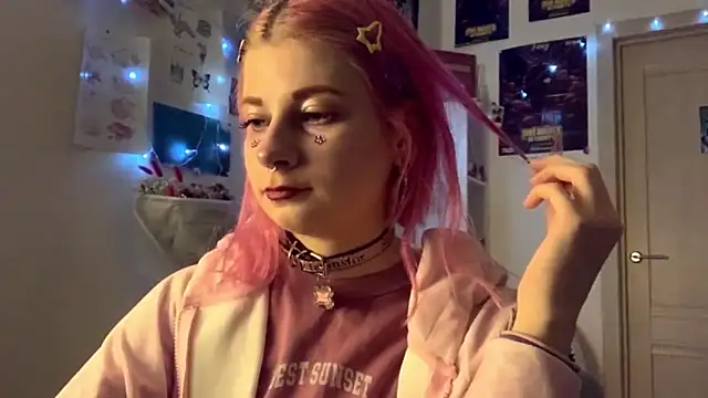 PinkVampire online show from September 23, 6:11 pm